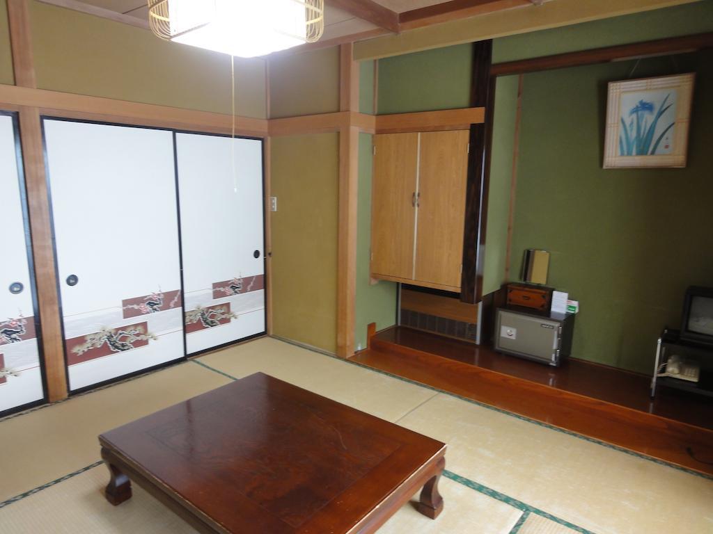 Hotel Tomiya 湯沢市 部屋 写真