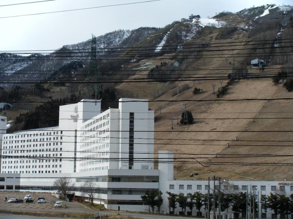 Hotel Tomiya 湯沢市 エクステリア 写真
